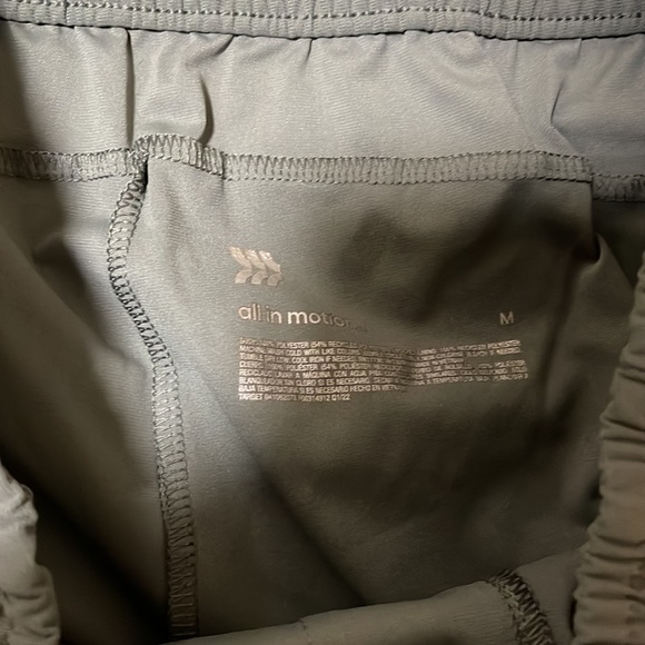 Men’s joggers size medium - Picture 2 of 3